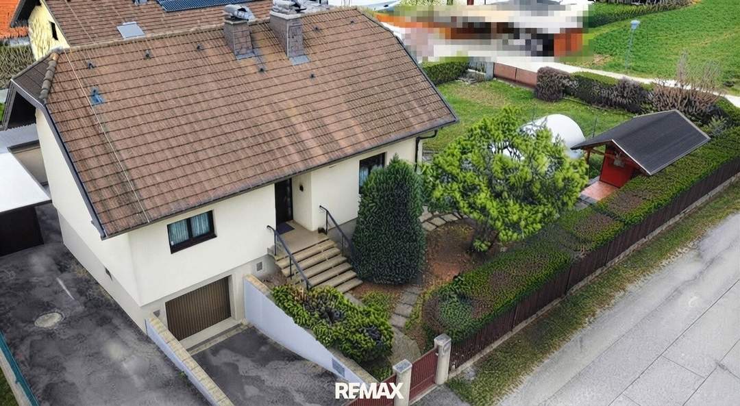 Charmantes Wohnhaus mit Garten, Pool, Gartenhütte und viel Potenzial! Vorausbau für Dachgeschoss bereits vorhanden!