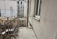 Helle 5-Zimmer Wohnung mit Balkon, Nähe Theresianum