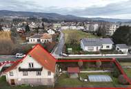 Kleines Haus mit Garten und Garage