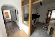 3-Zimmerwohnung im 1. Stock mit Lift - 2-er WG geeignet!