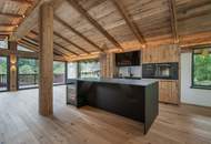 Neubau: Altholz-Chalets in Aussichtslage in Kitzbühel