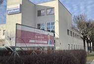 Helles Büro im Dachgeschoß mit eigener Terrasse - all-inclusive Miete