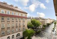 Sanierungsbedürftige Wohnung im 3. Stockwerk nahe Burggasse-/Stadthalle (Top 21-23)