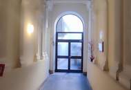 3 Zimmer Altbauwohnung hofseitig unbefristet