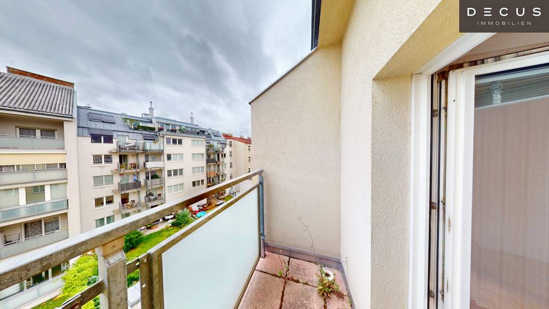 | TERRASSE | BJ 1966 | SANIERUNGSBEDARF | WESTSEITIG |