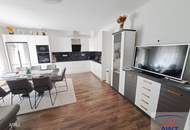 Helle 4-Zimmer-Familienwohnung auch als WG geeignet!