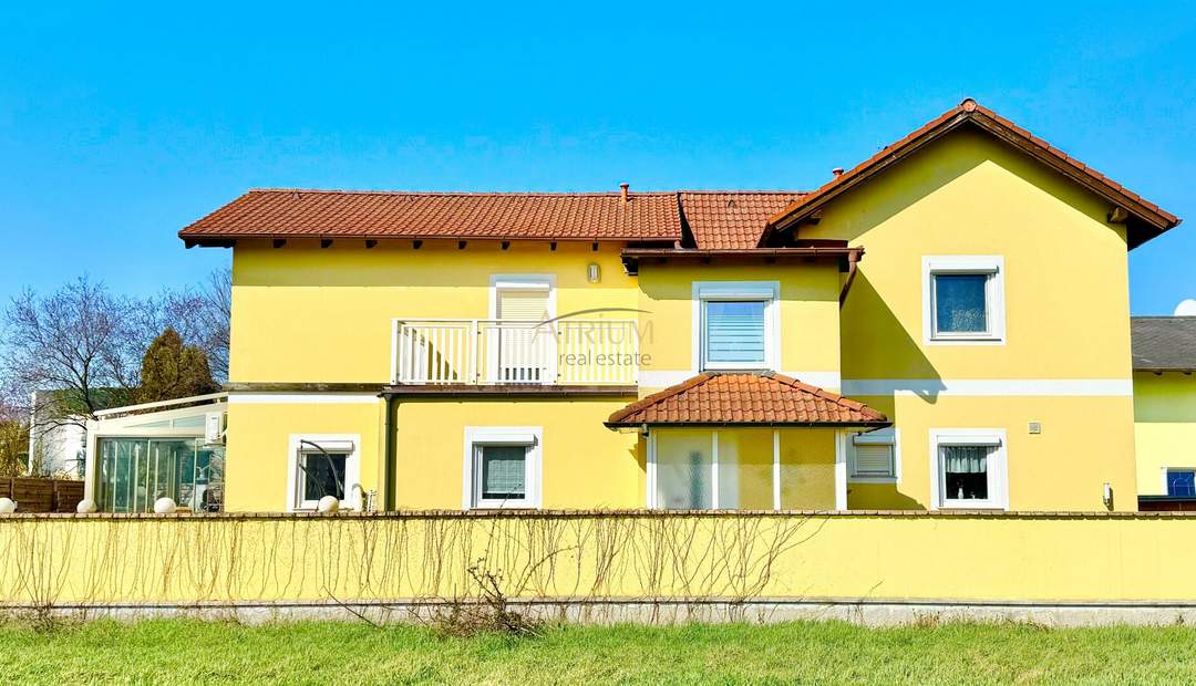 *** IHR NEUES TRAUMHAUS ***