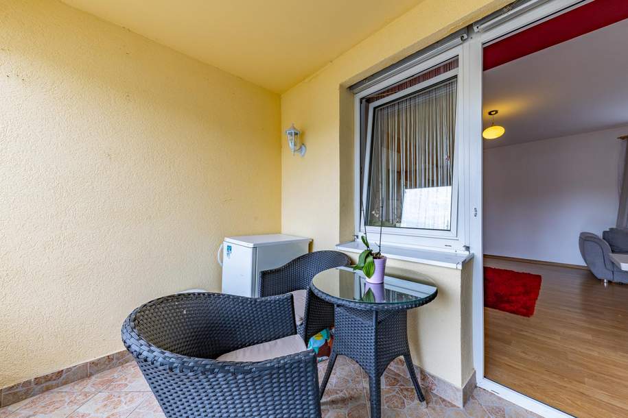 EINMALIGES PREIS-LEISTUNGSVERHÄLTNIS: LICHTDURCHFLUTETE 3-ZIMMER WOHNUNG MIT LOGGIA UND ÜBERDACHTEM KFZ-STELLPLATZ, Wohnung-kauf, 194.000,€, 2000 Korneuburg