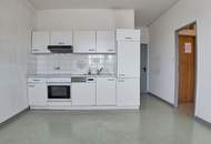 900m² Produktionshalle mit optionalen Freiflächen und Büros