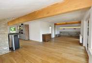 Kronberg: Zweitwohnsitztauglich! Herrliche Dachgeschoßwohnung mit Weitblick und weiteren Gestaltungsoptionen!