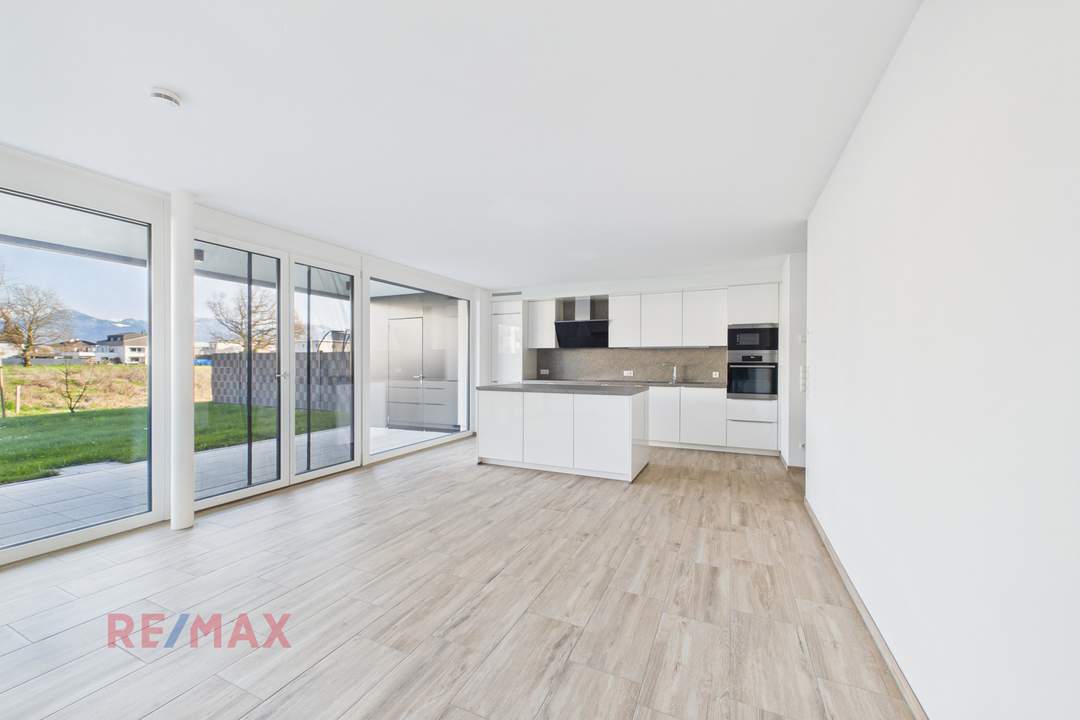 Neuwertige Gartenwohnung in ruhiger Lage – modernes Wohnen in Höchst