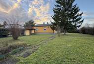 Kleines Haus mit großem Grundstück