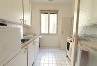 Charmante Drei-Zimmer-Wohnung mit Balkon nächst Albertina