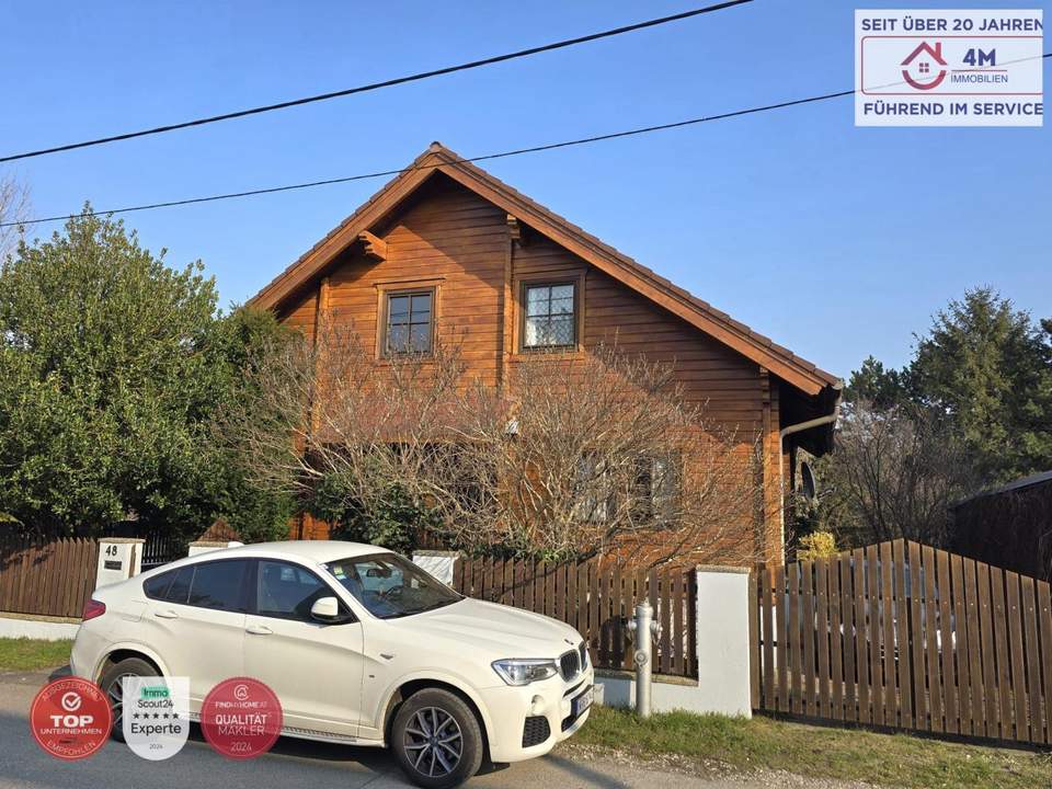 Energieeffizientes Holzhaus mit Charme &amp; Pool