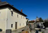 Das Haus an der Friedhofsmauer in Viechtwang!