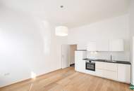 Heller 2-Zimmer-Altbau mit optimaler Anbindung in die Innenstadt