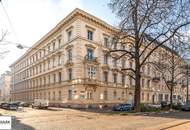 Erstbezug: helle 4-Zimmer-Altbau-Wohnung im 1. OG (ohne Lift)