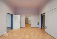 Geräumiges 3-Zimmer Büro mit großen Lagerräumen und eigener Einfahrt, Nähe Landstraße