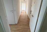 Sonnige Aussichten in ruhiger Grünlage: großzügige 2-Zimmer-Wohnung mit gemütlichem Balkon, moderner Dusche und heller Küche im 3. OG (inkl. Aufzug) – ideal für Singles oder Paare in Steyr-Münichholz!
