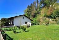 Unterkellerter Bungalow mit traumhaftem Garten u. Doppelgarage in zentraler Lage!