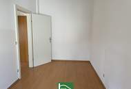 Dachgeschosswohnung mit Freifläche! - 3 Zimmer - Hofruhelage - U6 Nähe