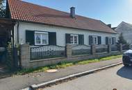 Sanierungsbedürftiges Haus mit Nebengebäuden