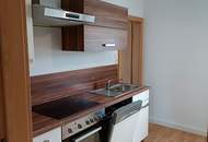 15549 Top Wohnung mit Balkon, Top Lage!
