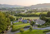 Sonniges Baugrundstück mit Panoramablick auf den Mondsee
