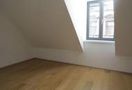 1060! Naschmarktnähe! Tolle Dachgeschoss-Maisonettewohnung mit Terrasse