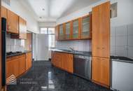 Elegante 4-Zimmer Altbauwohnung