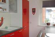 Helle 2-Zimmer-Wohnung mit TG-Platz