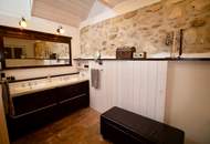 "Leben Wie Ein König - Ihr Schloss mit Pool!"