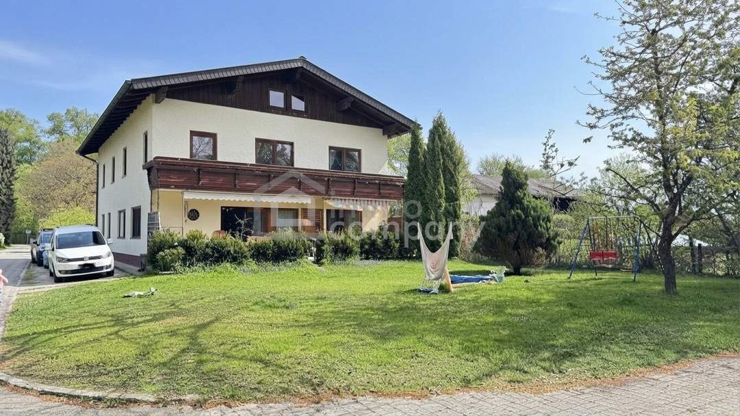 Wohnhaus und Werkstatt (derzeit Tischlerei) viel Grund in Vöcklabruck/Dürnau – ideal für Betriebsnachfolge