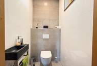 Architektenhaus in sonniger Ruhelage mit Spiral-Weinkeller, Infinity Pool und Burgblick