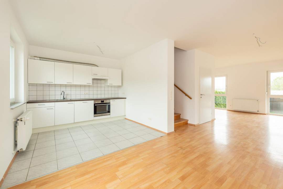 Familientraum mit 4 Zimmern und Doppelcarport!