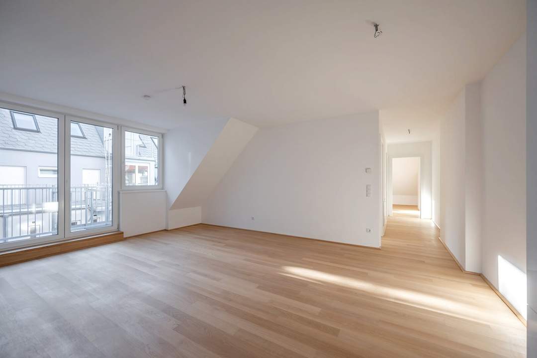 ++Lerche 33++ Außergewöhnlicher 4 Zimmer Dachgeschoss-Erstbezug mit Balkon und Terrasse