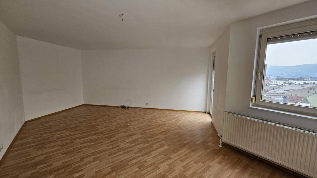 Unbefristete 2-Zimmer-Wohnung mit Balkon!