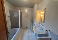 Einfamilienhaus mit großem Nebengebäude und Werkstatt – ideal für Bastler in ruhiger Lage!