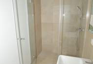 NEUER PREIS! Herrliche Dachwohnung mit feiner Terrasse im 2. Dachgeschoss!