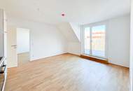 WUNDERSCHÖNE DACHGESCHOSSWOHNUNG *INKL. EINBAUKÜCHE* - SOFORT BEZIEHBAR -