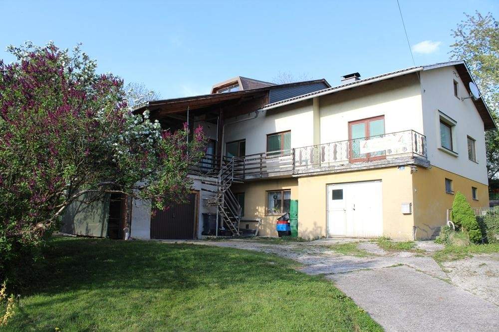 Ein/Mehrfamilienhaus nahe dem Zentrum