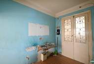 Sanierungsbedürftige 2-Zimmer-Altbauwohnung mit Entwicklungspotenzial – ca. 46 m² in zentraler Lage