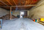 WOHNEN UND ARBEITEN UNTER EINEM DACH mit Gästehaus, Hallen und uneinsehbarem Innenhof in Obernalb!