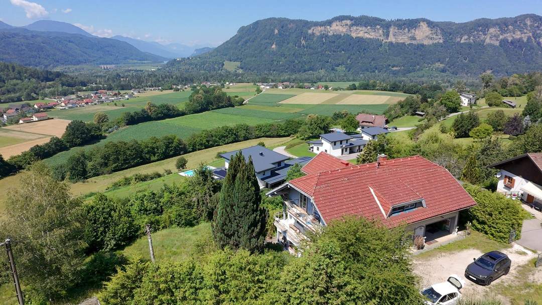 Wohnhaus in traumhafter erhöhter Aussichtslage mit Panoramablick in das Rosental Großes Grundstück