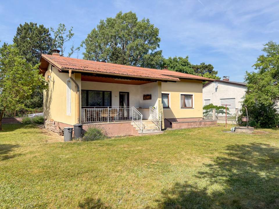 Charmantes Einfamilienhaus mit großem Garten
