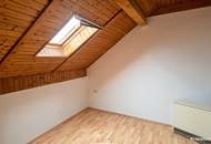 Besichtigung nur nach Terminvereinbarung - Dachgeschoßwohnung im Zentrum von Braunau