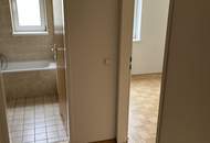 Bezaubernde 2-Raum Wohnung mit Terrasse u. kleinem Garten in idyllischer Grünlage - Top-Infrastruktur! Ab SOFORT zu beziehen!