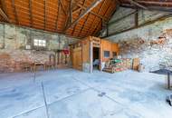 TOP ANGEBOT: VIERKANTHOF IN ZENTRALER LAGE: HISTORISCHE SUBSTANZ MIT POTENZIAL!