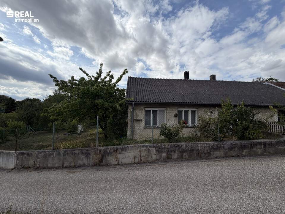 charmantes 3 Zimmer-Haus mit Garten in Karnabrunn - ideal zur Sanierung!