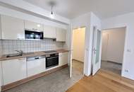 1160! Entzückende und helle 2-Zimmer DG-Wohnung nahe Stadthalle!